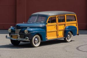 Ford V8 Super Deluxe Station Wagon